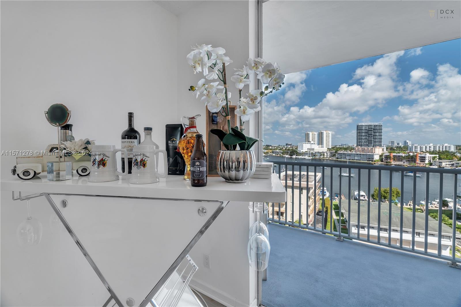 137 Golden Isles Dr 910, Hallandale Beach, Florida 33009, 2 Bedrooms Bedrooms, ,2 BathroomsBathrooms,Residential,For Sale,137 Golden Isles Dr 910,A11571278