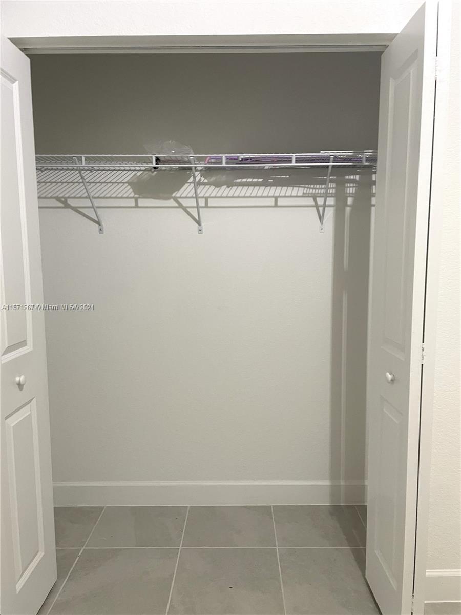 13361 SW 284th Ter 1, Homestead, Florida 33033, ,1 BathroomBathrooms,Residentiallease,For Rent,13361 SW 284th Ter 1,A11571267