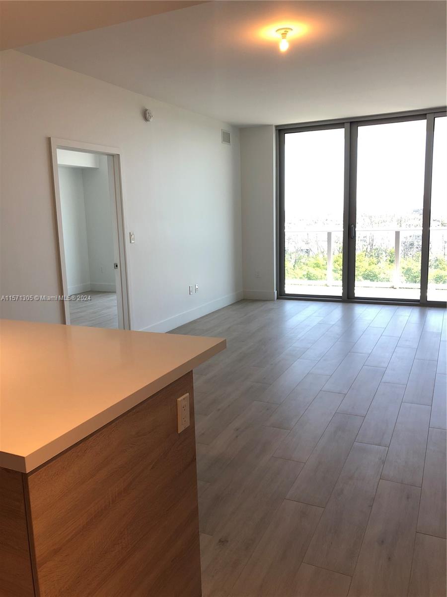 16385 Biscayne Blvd 1017, North Miami Beach, Florida 33160, 2 Bedrooms Bedrooms, ,2 BathroomsBathrooms,Residential,For Sale,16385 Biscayne Blvd 1017,A11571305