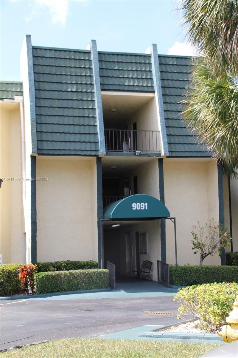 9091 Lime Bay Blvd 106, Tamarac, Florida 33321, 1 Bedroom Bedrooms, ,1 BathroomBathrooms,Residentiallease,For Rent,9091 Lime Bay Blvd 106,A11571314