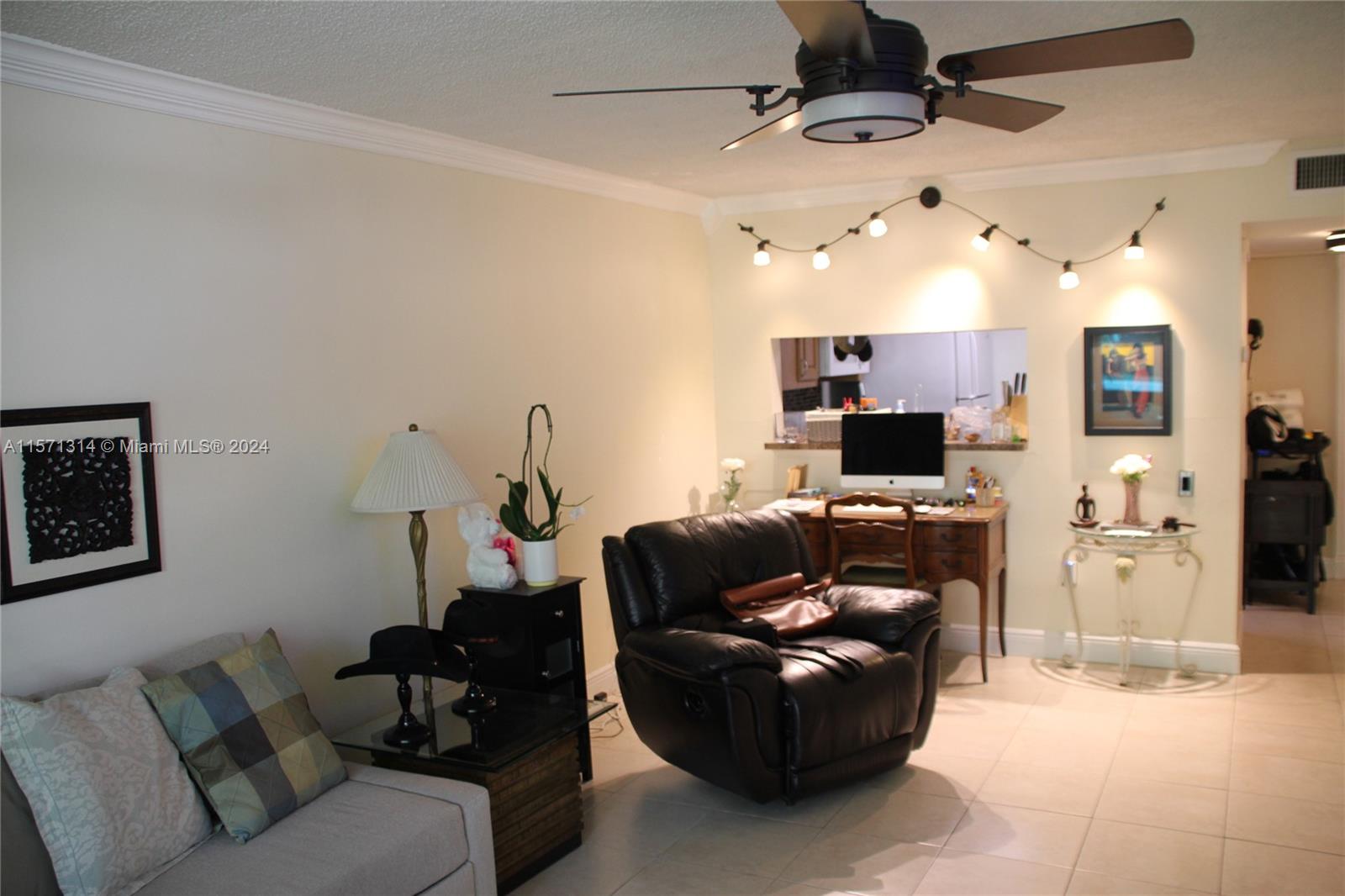 9091 Lime Bay Blvd 106, Tamarac, Florida 33321, 1 Bedroom Bedrooms, ,1 BathroomBathrooms,Residentiallease,For Rent,9091 Lime Bay Blvd 106,A11571314