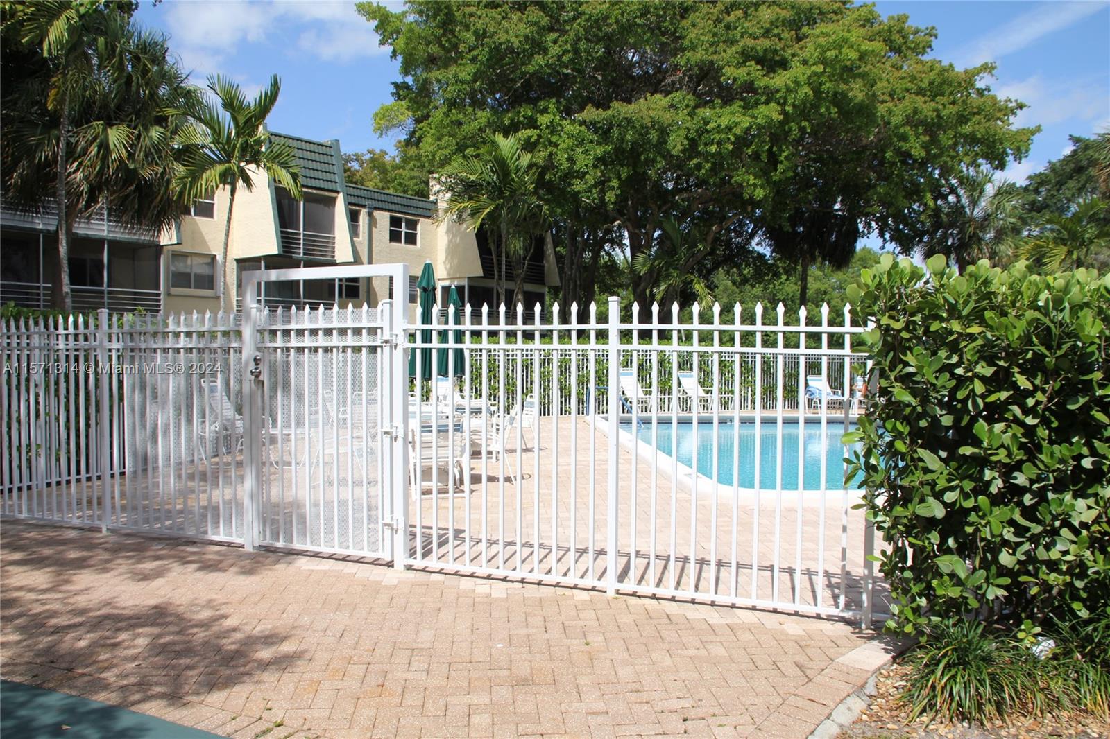 9091 Lime Bay Blvd 106, Tamarac, Florida 33321, 1 Bedroom Bedrooms, ,1 BathroomBathrooms,Residentiallease,For Rent,9091 Lime Bay Blvd 106,A11571314