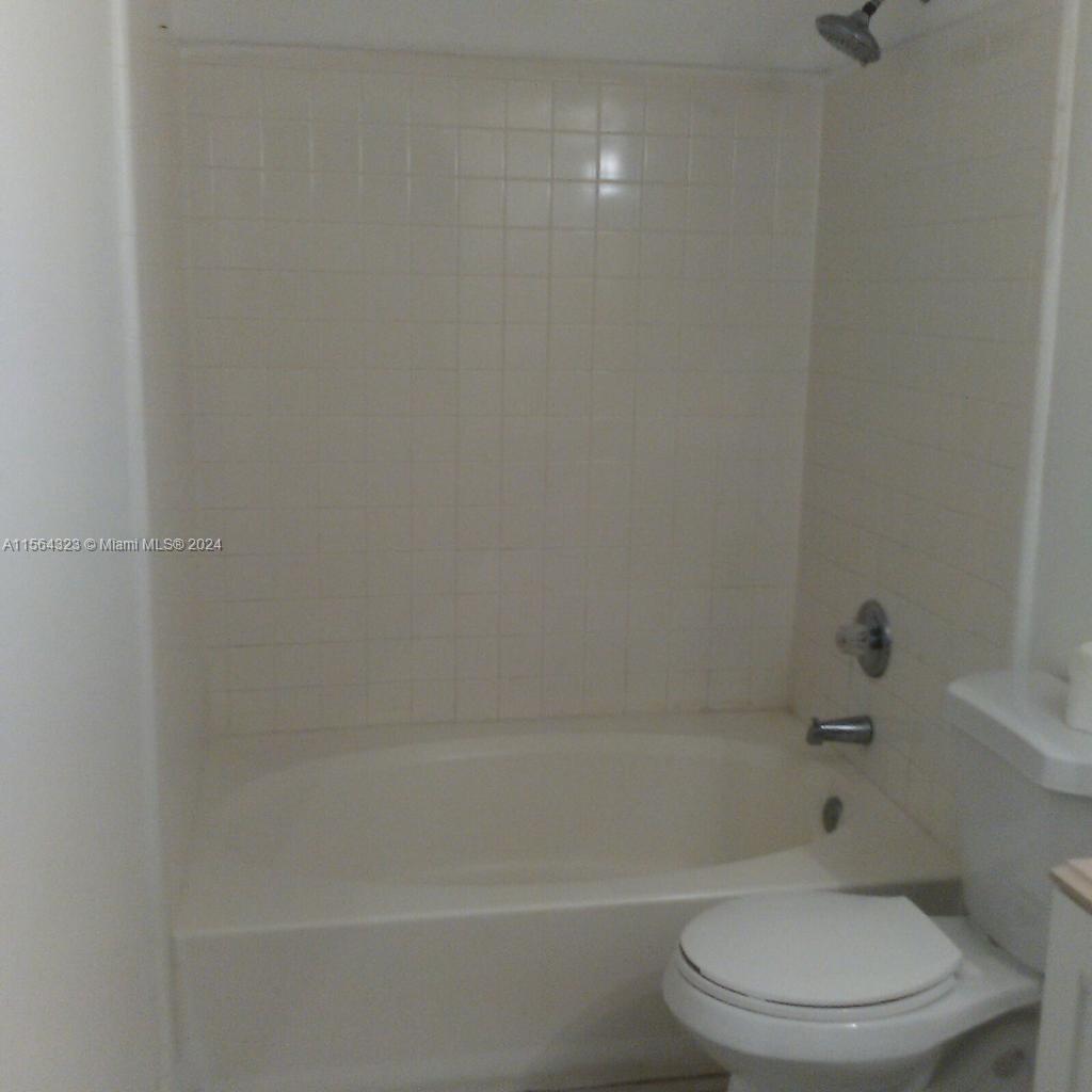 10441 SW 156th Ct 427, Miami, Florida 33196, 1 Bedroom Bedrooms, ,1 BathroomBathrooms,Residentiallease,For Rent,10441 SW 156th Ct 427,A11564323