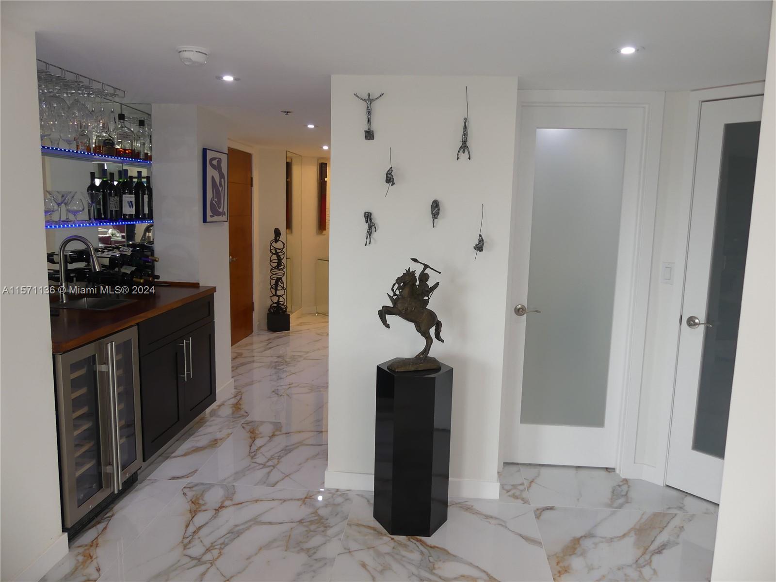 300 Three Islands Blvd 807, Hallandale Beach, Florida 33009, 2 Bedrooms Bedrooms, ,2 BathroomsBathrooms,Residential,For Sale,300 Three Islands Blvd 807,A11571136