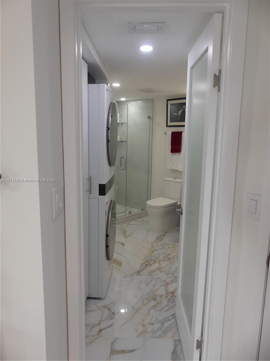 300 Three Islands Blvd 807, Hallandale Beach, Florida 33009, 2 Bedrooms Bedrooms, ,2 BathroomsBathrooms,Residential,For Sale,300 Three Islands Blvd 807,A11571136