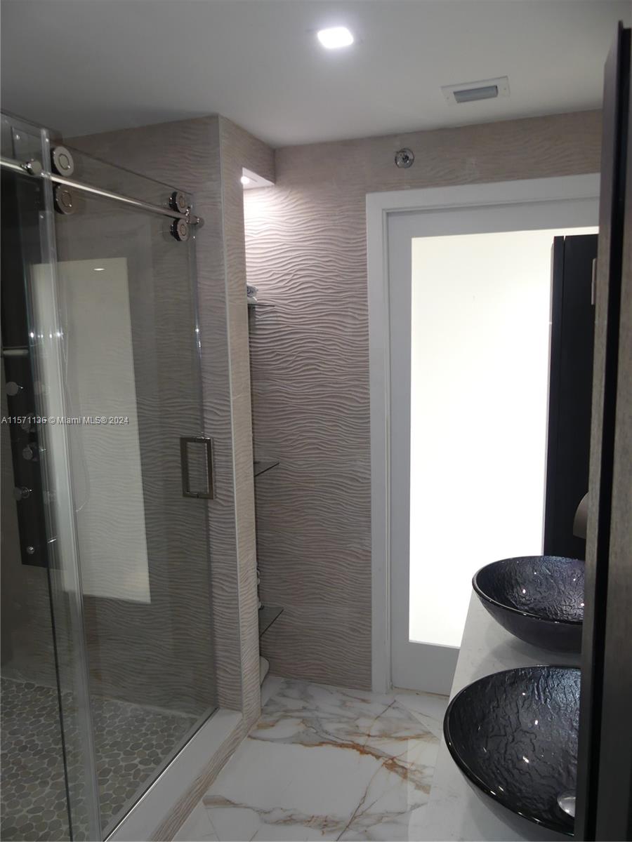 300 Three Islands Blvd 807, Hallandale Beach, Florida 33009, 2 Bedrooms Bedrooms, ,2 BathroomsBathrooms,Residential,For Sale,300 Three Islands Blvd 807,A11571136