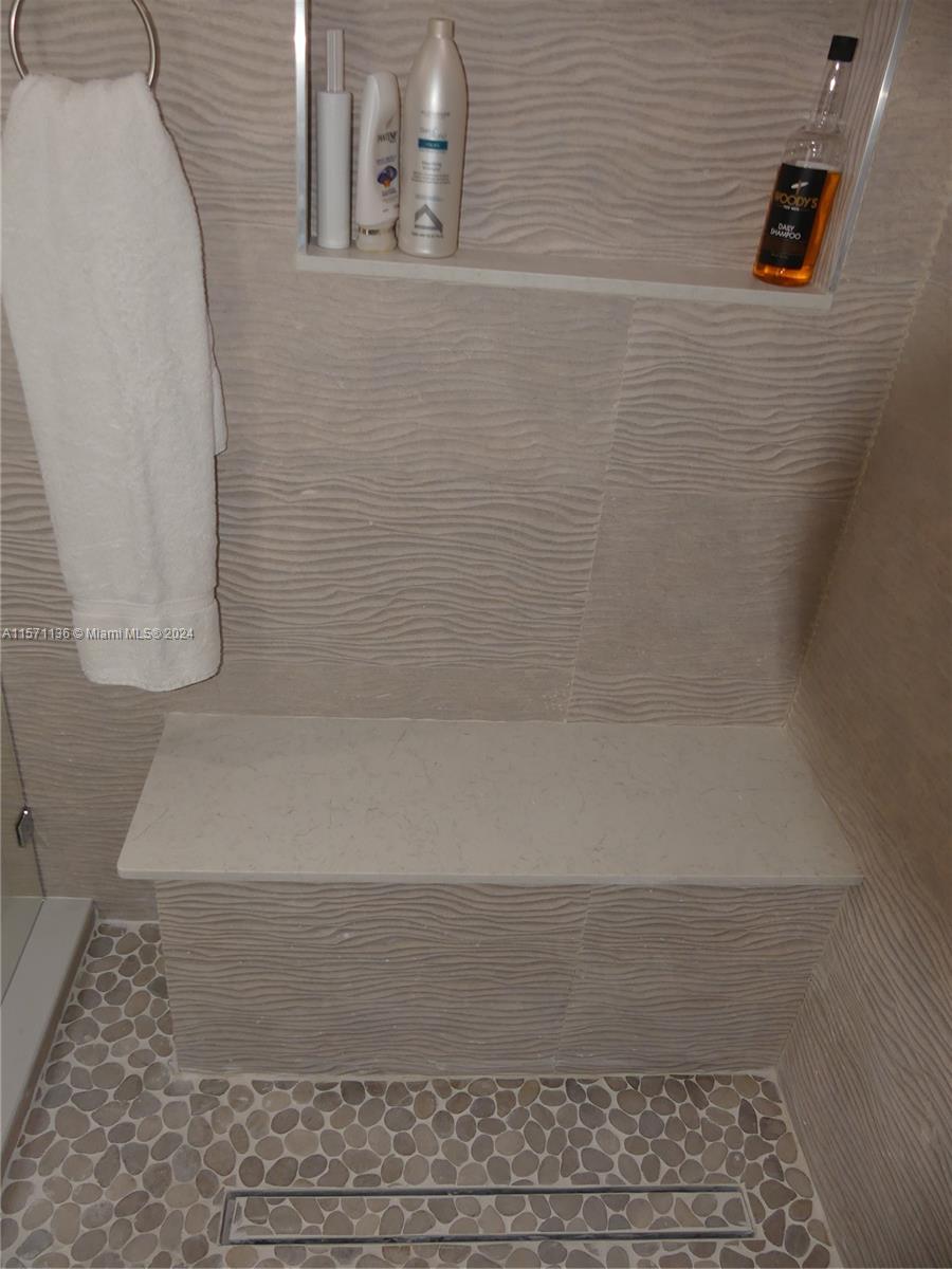 300 Three Islands Blvd 807, Hallandale Beach, Florida 33009, 2 Bedrooms Bedrooms, ,2 BathroomsBathrooms,Residential,For Sale,300 Three Islands Blvd 807,A11571136