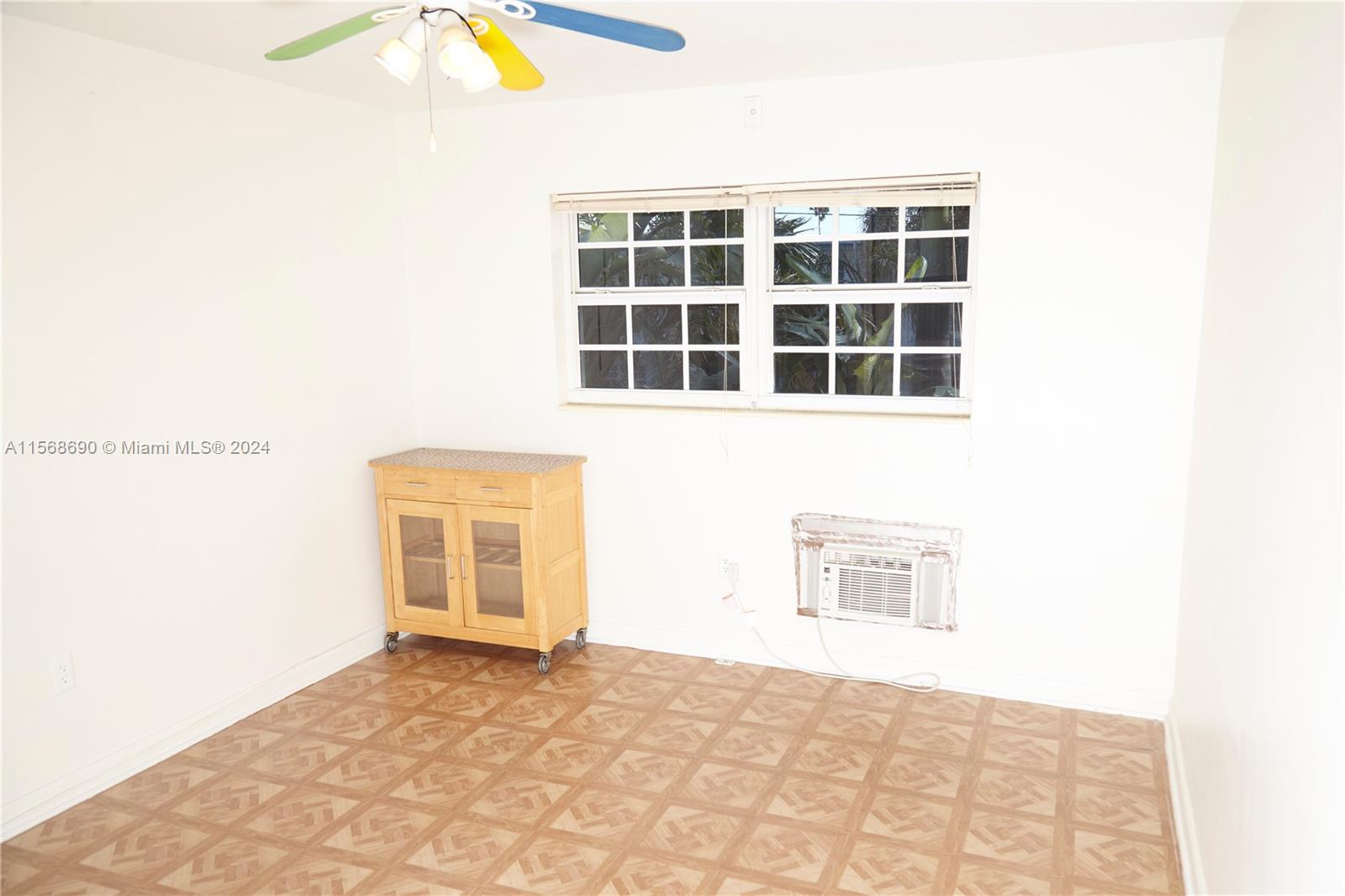 1450 NE 171st St 207B, North Miami Beach, Florida 33162, 1 Bedroom Bedrooms, ,1 BathroomBathrooms,Residentiallease,For Rent,1450 NE 171st St 207B,A11568690