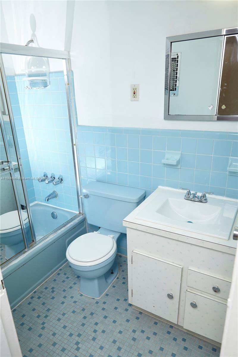 1450 NE 171st St 207B, North Miami Beach, Florida 33162, 1 Bedroom Bedrooms, ,1 BathroomBathrooms,Residentiallease,For Rent,1450 NE 171st St 207B,A11568690