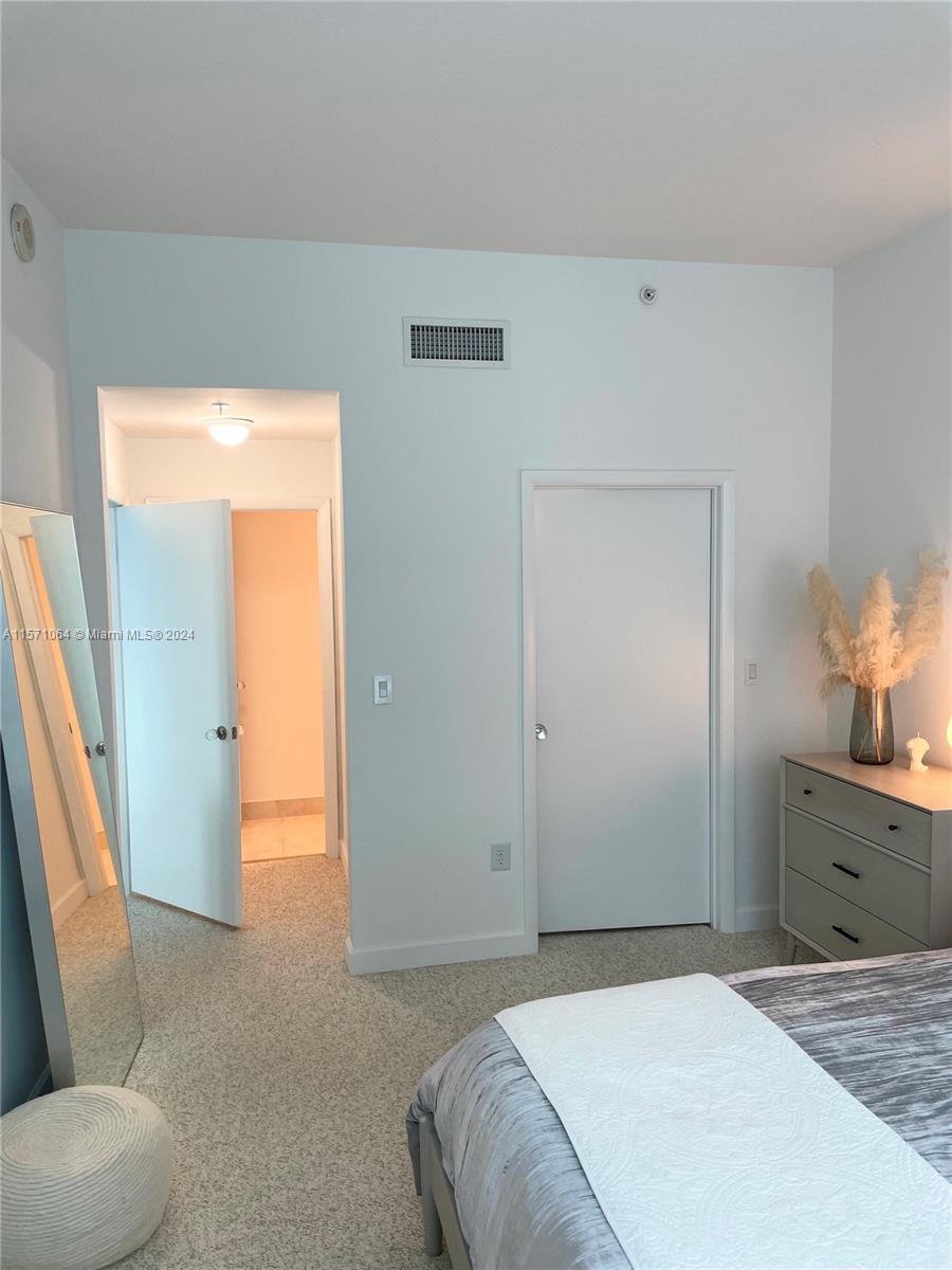 1900 N Bayshore Dr 4119, Miami, Florida 33132, 1 Bedroom Bedrooms, ,1 BathroomBathrooms,Residentiallease,For Rent,1900 N Bayshore Dr 4119,A11571064