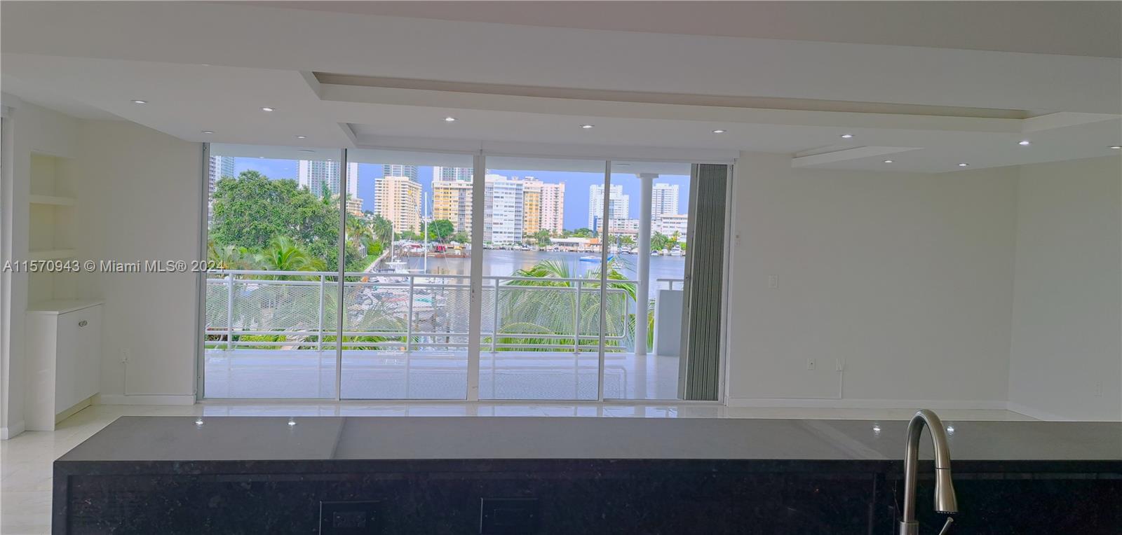 468 Golden Isles Dr 401, Hallandale Beach, Florida 33009, 3 Bedrooms Bedrooms, ,2 BathroomsBathrooms,Residentiallease,For Rent,468 Golden Isles Dr 401,A11570943