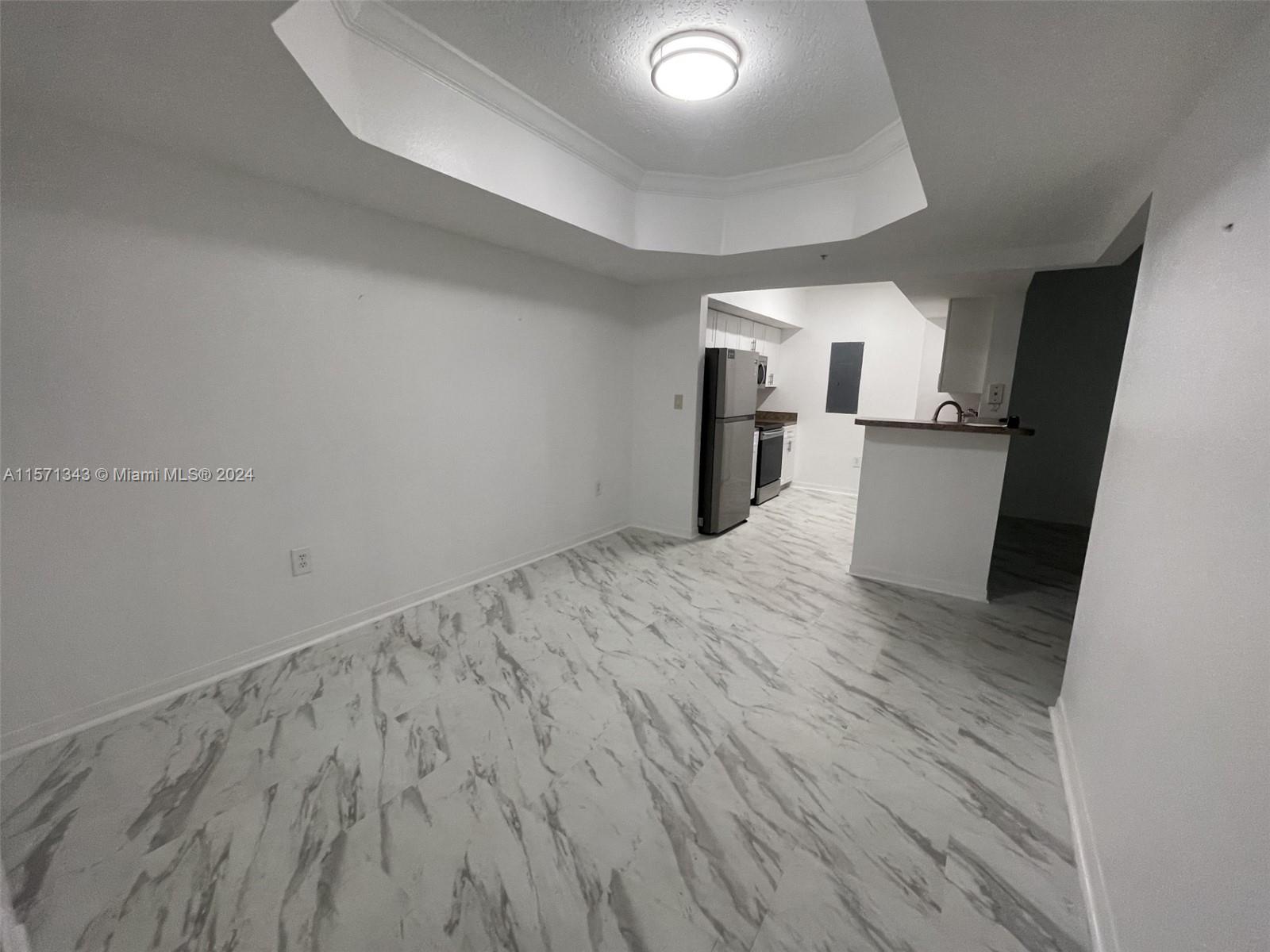 215 SW 117th Ter 14306, Pembroke Pines, Florida 33025, 2 Bedrooms Bedrooms, ,2 BathroomsBathrooms,Residentiallease,For Rent,215 SW 117th Ter 14306,A11571343