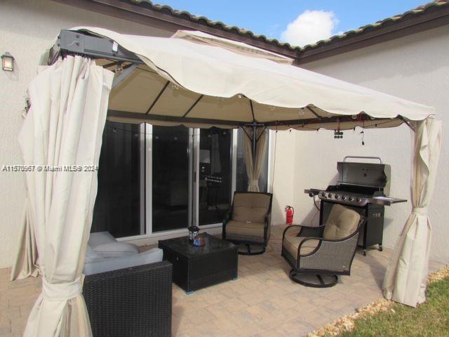 14920 SW 175th St, Miami, Florida 33187, 3 Bedrooms Bedrooms, ,2 BathroomsBathrooms,Residentiallease,For Rent,14920 SW 175th St,A11570967