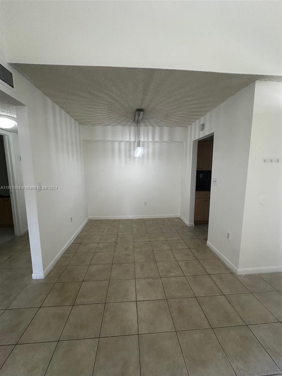 7220 NW 179th St 201, Hialeah, Florida 33015, 1 Bedroom Bedrooms, ,1 BathroomBathrooms,Residentiallease,For Rent,7220 NW 179th St 201,A11571358