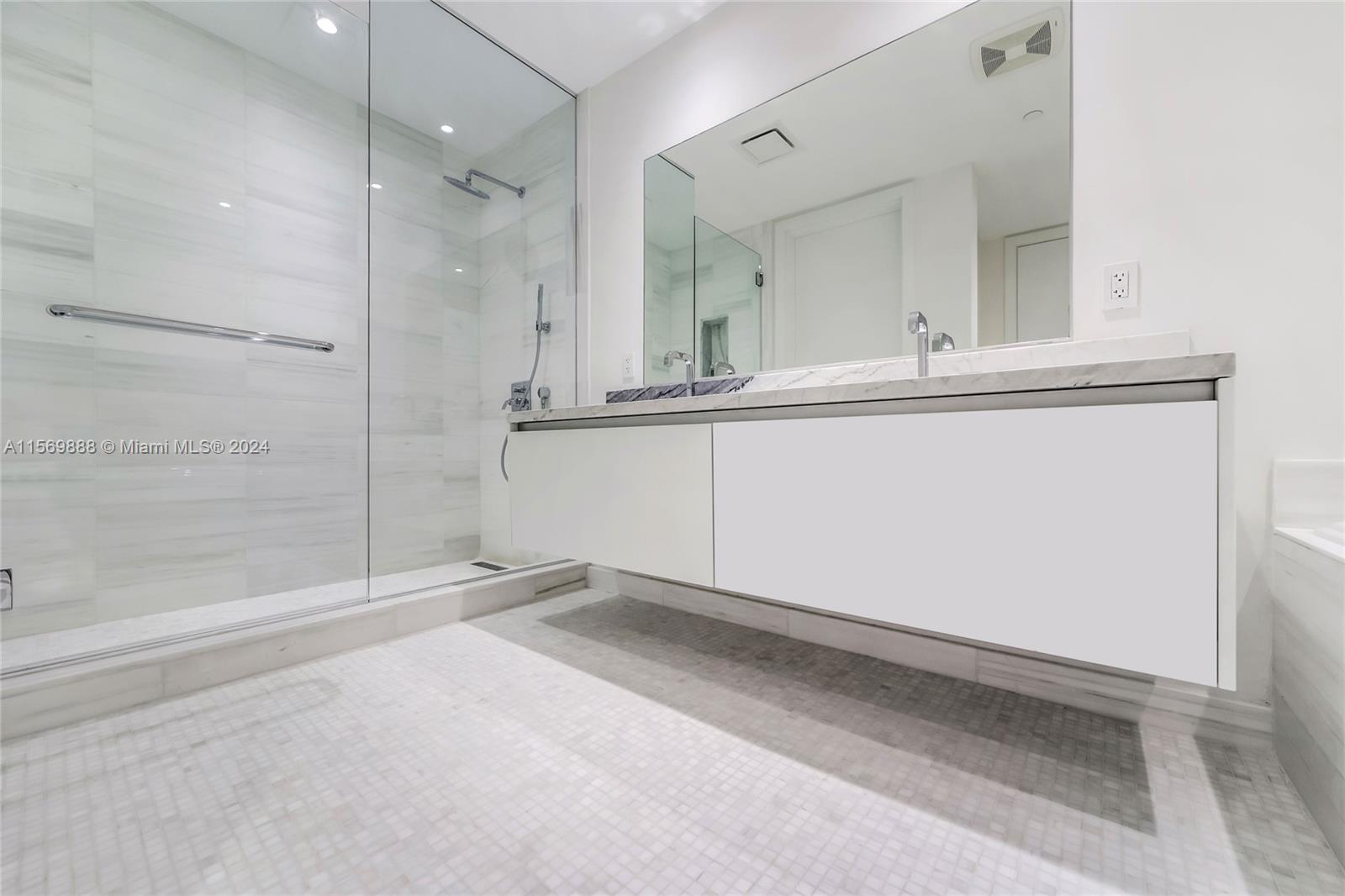 700 NE 26th Ter 1801, Miami, Florida 33137, 3 Bedrooms Bedrooms, ,4 BathroomsBathrooms,Residential,For Sale,700 NE 26th Ter 1801,A11569888