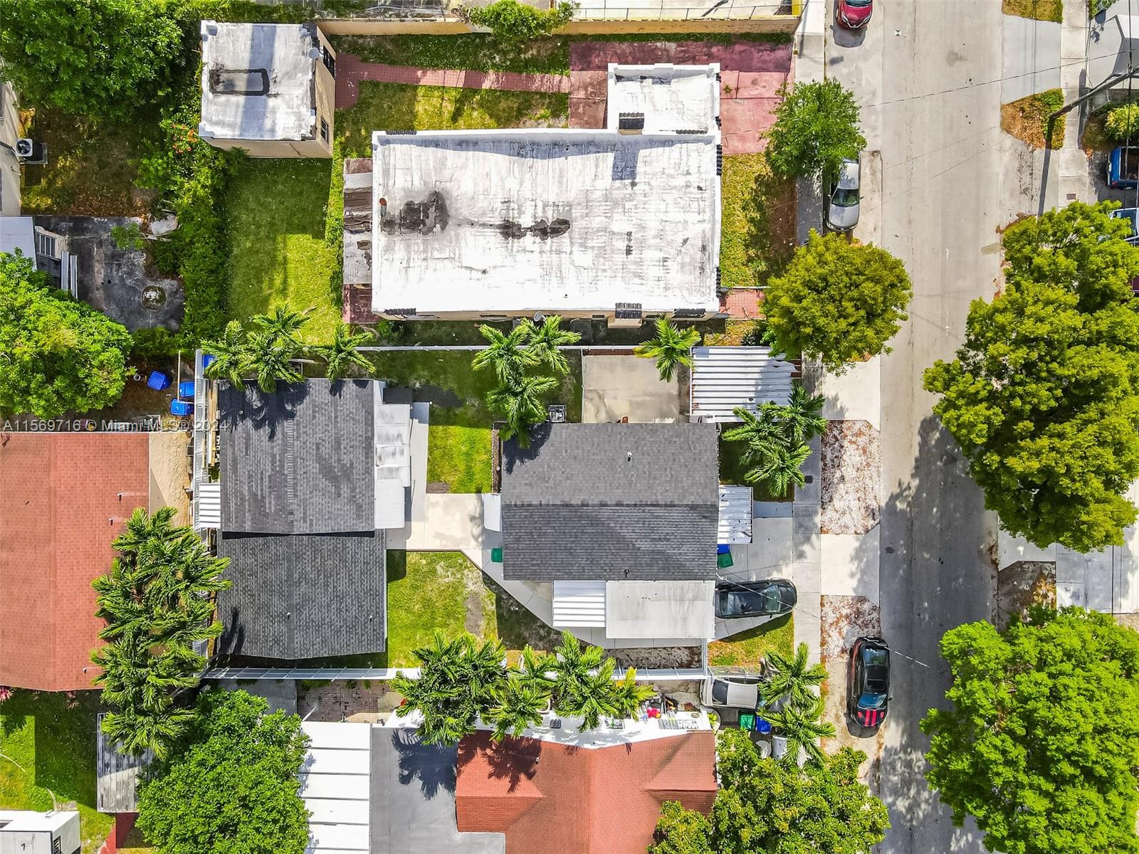 737 NW 41st St B, Miami, Florida 33127, 2 Bedrooms Bedrooms, ,1 BathroomBathrooms,Residentiallease,For Rent,737 NW 41st St B,A11569716
