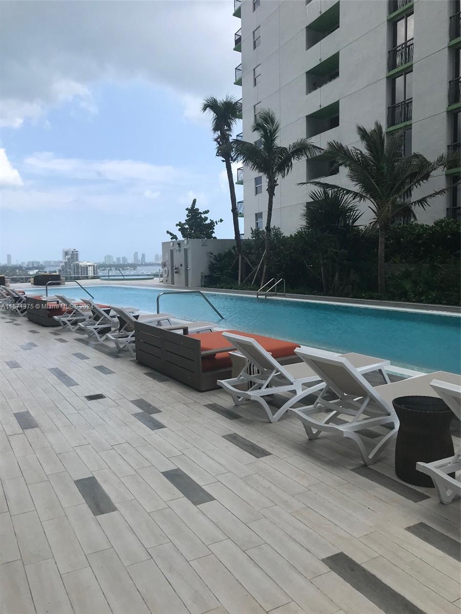 488 NE 18th St 3802, Miami, Florida 33132, 1 Bedroom Bedrooms, ,1 BathroomBathrooms,Residentiallease,For Rent,488 NE 18th St 3802,A11571375