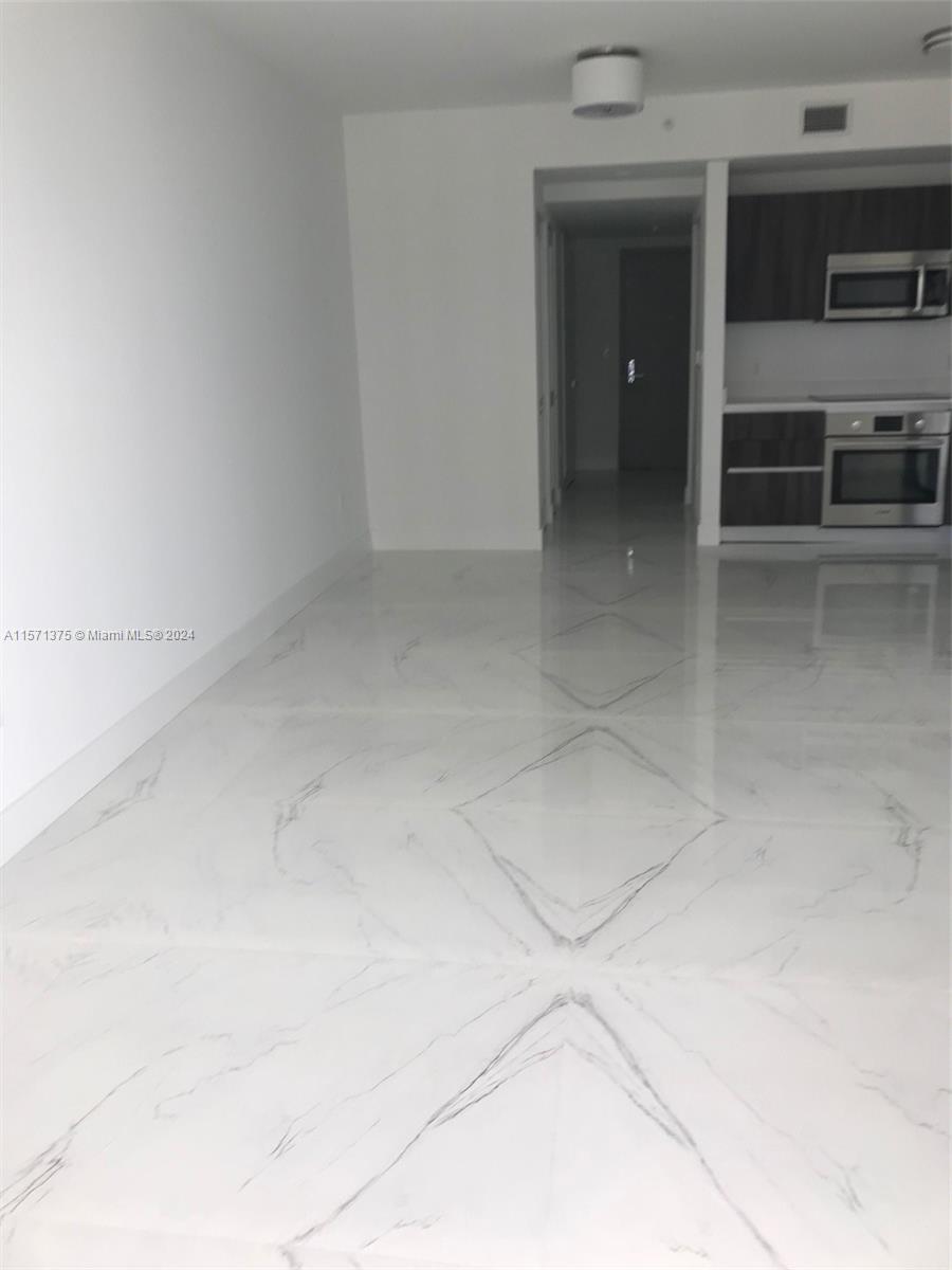488 NE 18th St 3802, Miami, Florida 33132, 1 Bedroom Bedrooms, ,1 BathroomBathrooms,Residentiallease,For Rent,488 NE 18th St 3802,A11571375