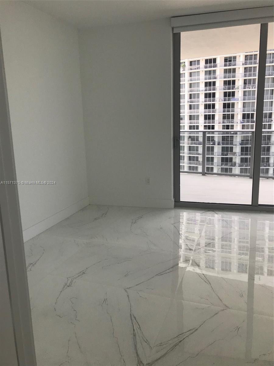 488 NE 18th St 3802, Miami, Florida 33132, 1 Bedroom Bedrooms, ,1 BathroomBathrooms,Residentiallease,For Rent,488 NE 18th St 3802,A11571375