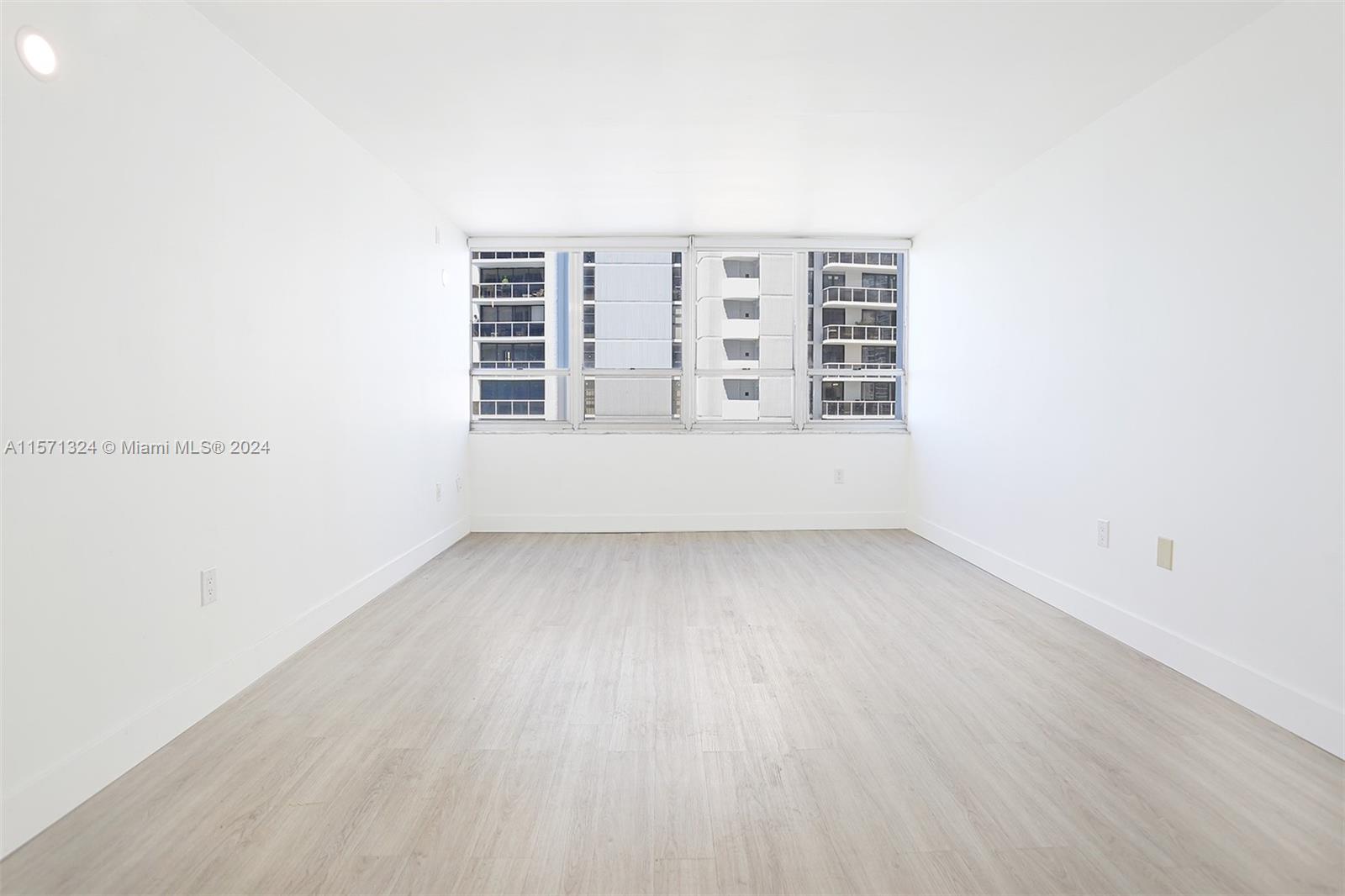 11 Island Ave 903, Miami Beach, Florida 33139, 2 Bedrooms Bedrooms, ,2 BathroomsBathrooms,Residentiallease,For Rent,11 Island Ave 903,A11571324