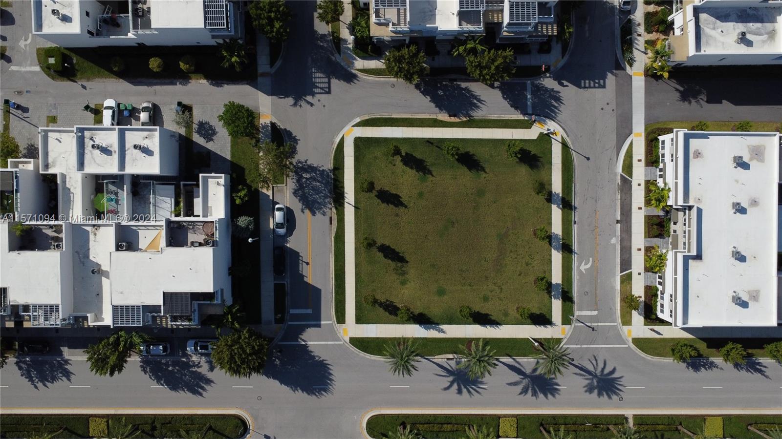10518 NW 66th St 10518, Doral, Florida 33178, 3 Bedrooms Bedrooms, ,3 BathroomsBathrooms,Residentiallease,For Rent,10518 NW 66th St 10518,A11571094