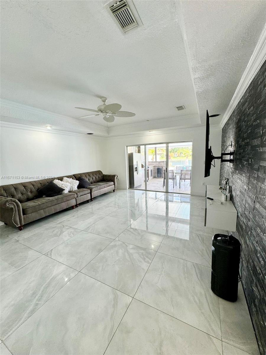 2845 NE 41st Rd, Homestead, Florida 33033, 4 Bedrooms Bedrooms, ,4 BathroomsBathrooms,Residentiallease,For Rent,2845 NE 41st Rd,A11571153