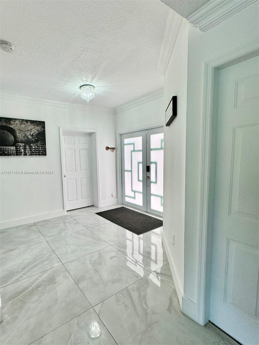 2845 NE 41st Rd, Homestead, Florida 33033, 4 Bedrooms Bedrooms, ,4 BathroomsBathrooms,Residentiallease,For Rent,2845 NE 41st Rd,A11571153
