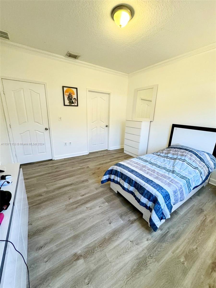 2845 NE 41st Rd, Homestead, Florida 33033, 4 Bedrooms Bedrooms, ,4 BathroomsBathrooms,Residentiallease,For Rent,2845 NE 41st Rd,A11571153