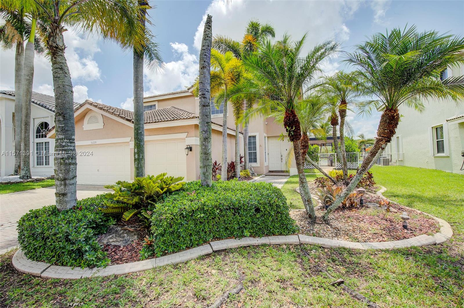 16220 SW 21st St, Miramar, Florida 33027, 5 Bedrooms Bedrooms, ,3 BathroomsBathrooms,Residential,For Sale,16220 SW 21st St,A11571391