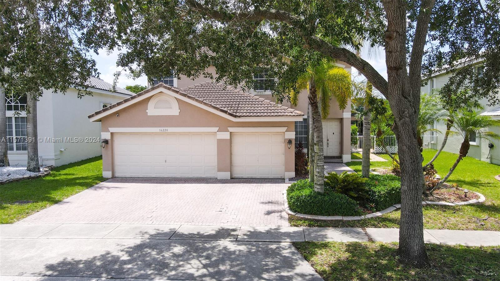 16220 SW 21st St, Miramar, Florida 33027, 5 Bedrooms Bedrooms, ,3 BathroomsBathrooms,Residential,For Sale,16220 SW 21st St,A11571391
