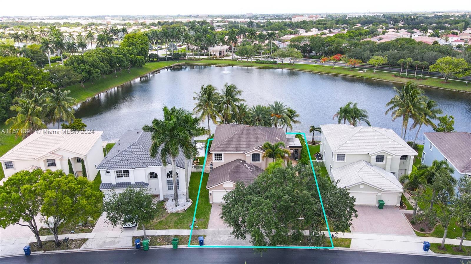 16220 SW 21st St, Miramar, Florida 33027, 5 Bedrooms Bedrooms, ,3 BathroomsBathrooms,Residential,For Sale,16220 SW 21st St,A11571391