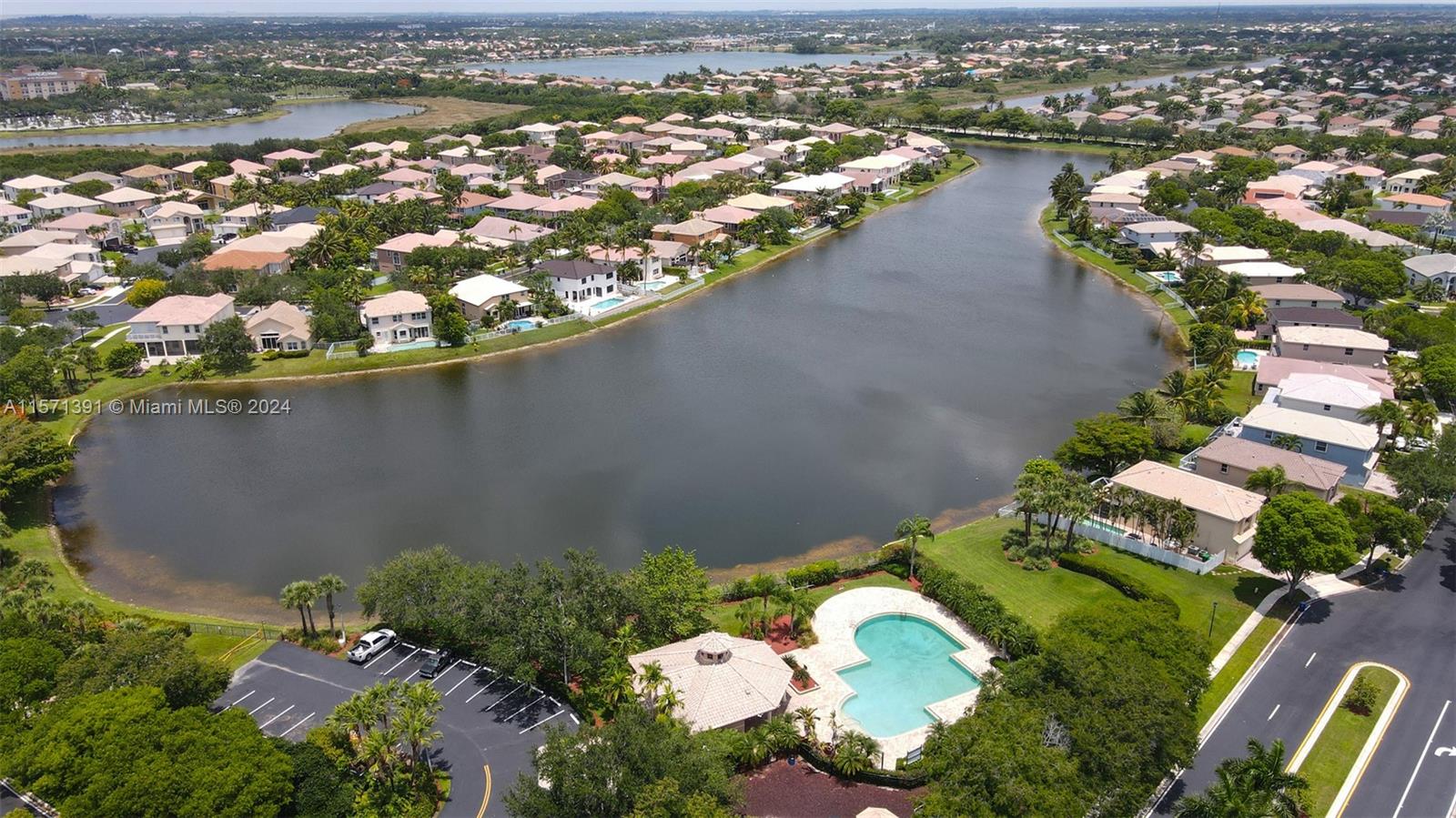 16220 SW 21st St, Miramar, Florida 33027, 5 Bedrooms Bedrooms, ,3 BathroomsBathrooms,Residential,For Sale,16220 SW 21st St,A11571391