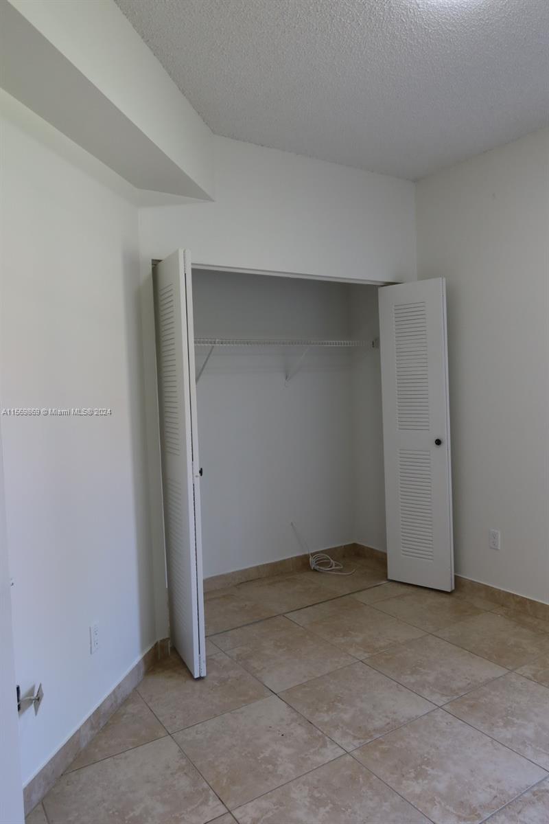 18340 NW 68th Ave A, Hialeah, Florida 33015, 2 Bedrooms Bedrooms, ,1 BathroomBathrooms,Residentiallease,For Rent,18340 NW 68th Ave A,A11569869