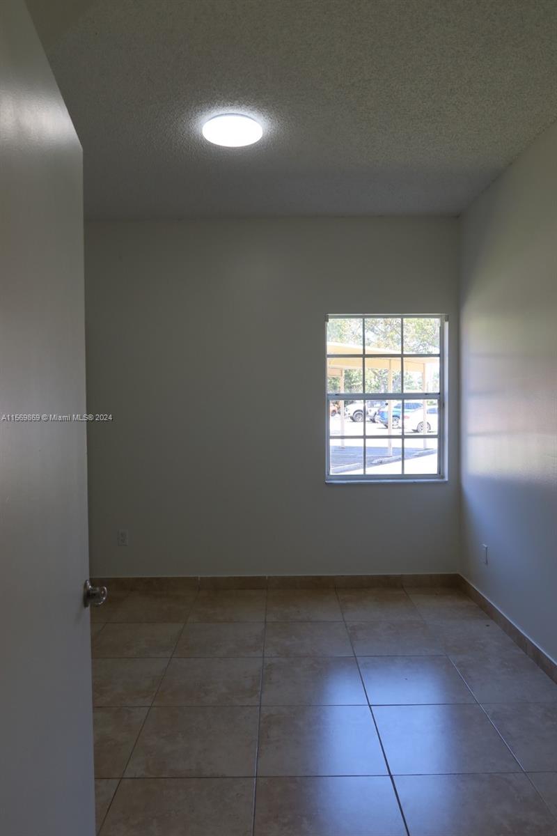 18340 NW 68th Ave A, Hialeah, Florida 33015, 2 Bedrooms Bedrooms, ,1 BathroomBathrooms,Residentiallease,For Rent,18340 NW 68th Ave A,A11569869