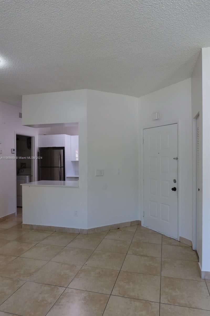 18340 NW 68th Ave A, Hialeah, Florida 33015, 2 Bedrooms Bedrooms, ,1 BathroomBathrooms,Residentiallease,For Rent,18340 NW 68th Ave A,A11569869