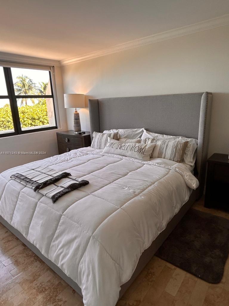 2555 Collins Ave 307, Miami Beach, Florida 33140, 1 Bedroom Bedrooms, ,2 BathroomsBathrooms,Residential,For Sale,2555 Collins Ave 307,A11571243