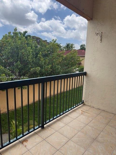 6284 NW 186th St 208, Hialeah, Florida 33015, 2 Bedrooms Bedrooms, ,2 BathroomsBathrooms,Residentiallease,For Rent,6284 NW 186th St 208,A11571442