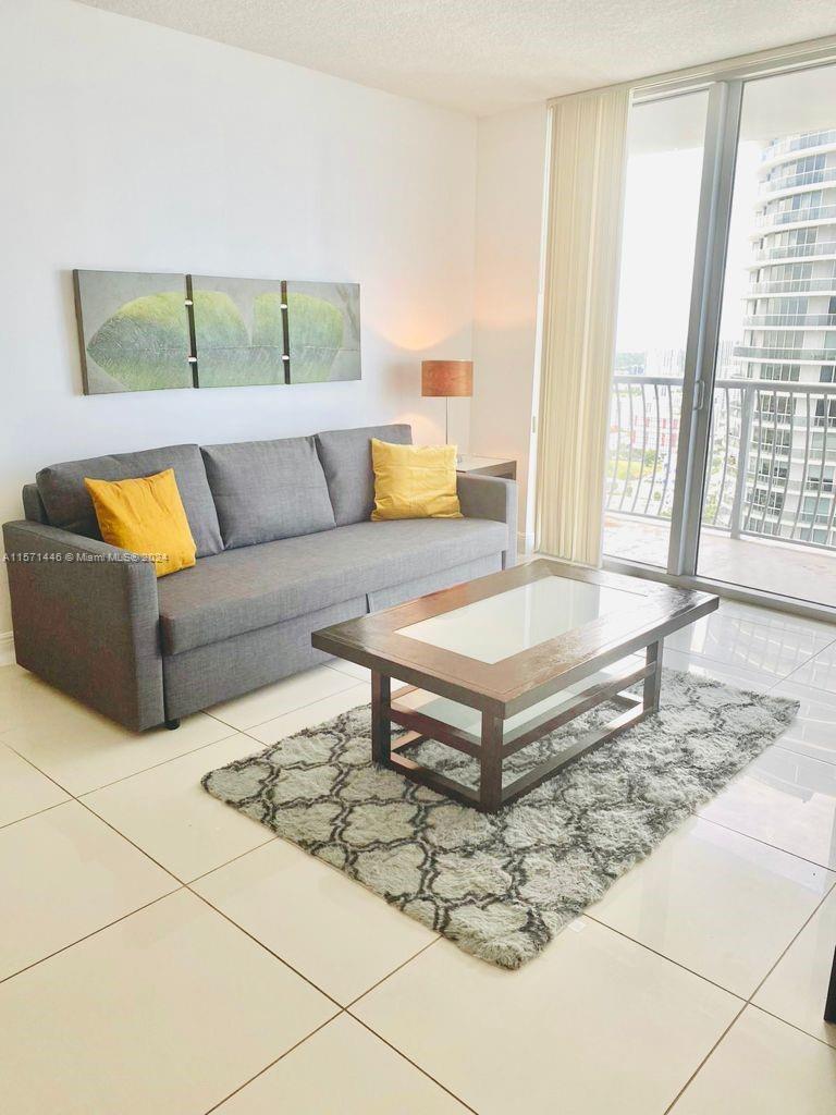 1750 N Bayshore Dr 4305, Miami, Florida 33132, 1 Bedroom Bedrooms, ,1 BathroomBathrooms,Residentiallease,For Rent,1750 N Bayshore Dr 4305,A11571446