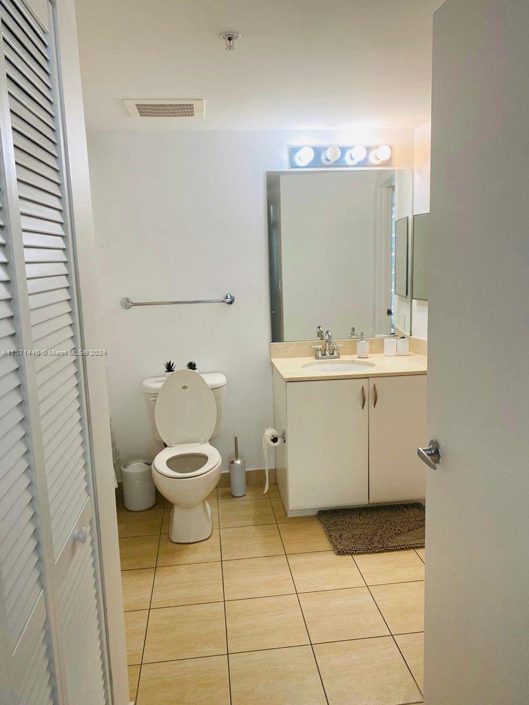 1750 N Bayshore Dr 4305, Miami, Florida 33132, 1 Bedroom Bedrooms, ,1 BathroomBathrooms,Residentiallease,For Rent,1750 N Bayshore Dr 4305,A11571446