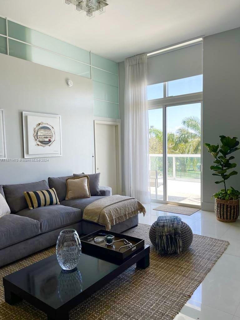 1800 N Bayshore Dr 302, Miami, Florida 33132, 1 Bedroom Bedrooms, ,2 BathroomsBathrooms,Residentiallease,For Rent,1800 N Bayshore Dr 302,A11571470
