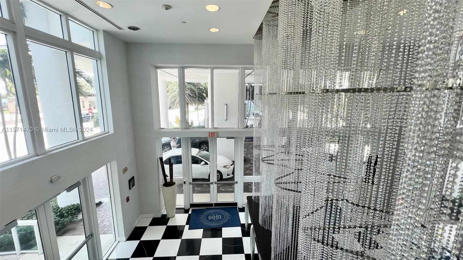 1800 N Bayshore Dr 302, Miami, Florida 33132, 1 Bedroom Bedrooms, ,2 BathroomsBathrooms,Residentiallease,For Rent,1800 N Bayshore Dr 302,A11571470