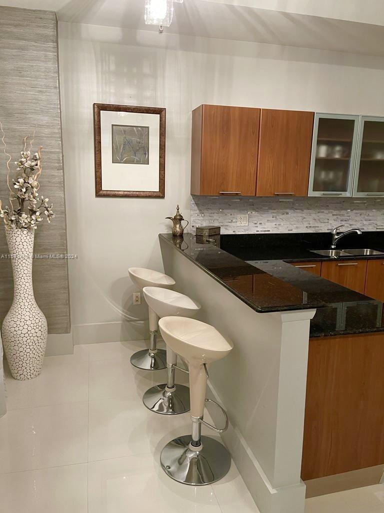 1800 N Bayshore Dr 302, Miami, Florida 33132, 1 Bedroom Bedrooms, ,2 BathroomsBathrooms,Residentiallease,For Rent,1800 N Bayshore Dr 302,A11571470