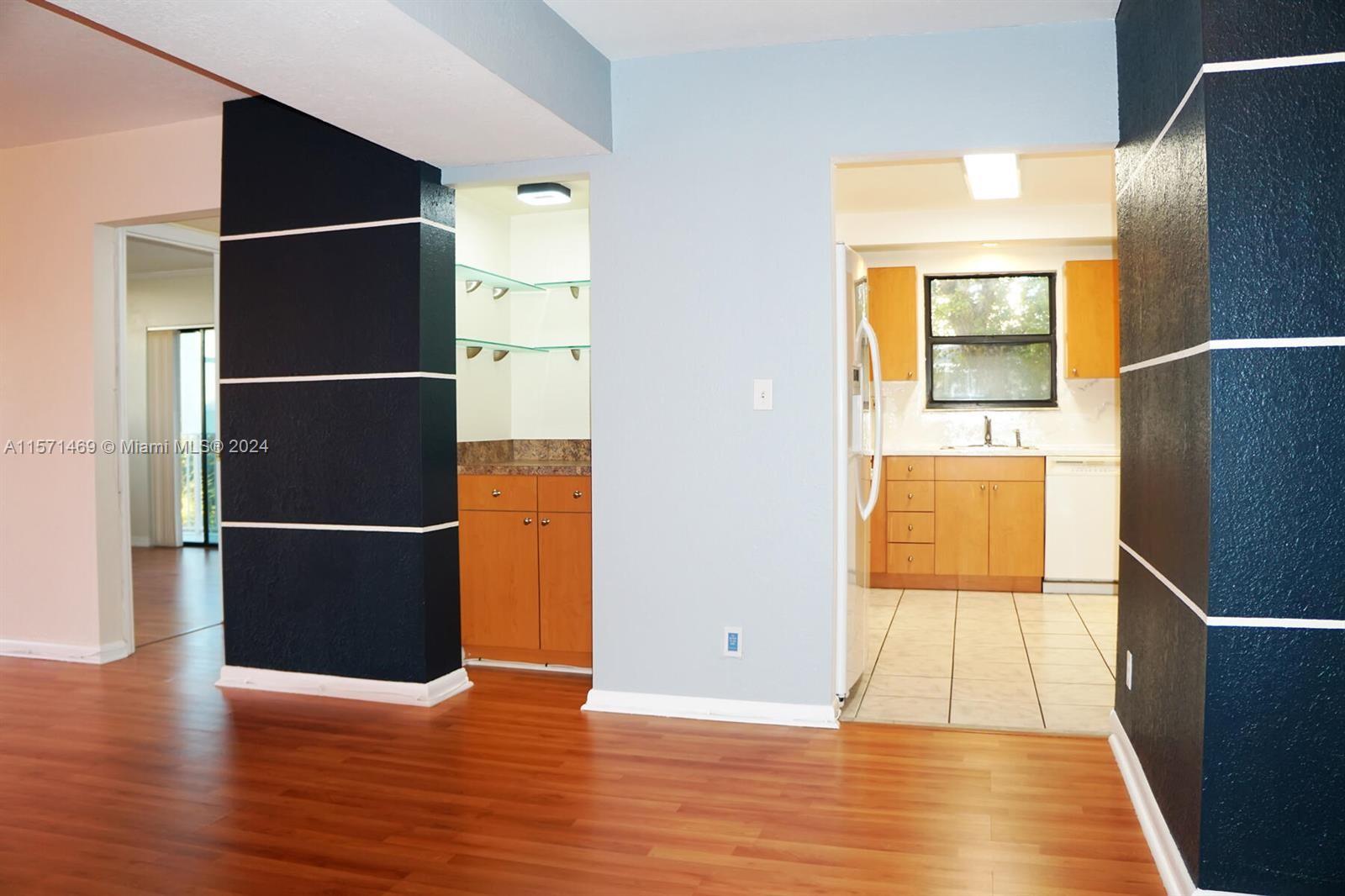 1900 Diana Dr 3E, Hallandale Beach, Florida 33009, 3 Bedrooms Bedrooms, ,3 BathroomsBathrooms,Residentiallease,For Rent,1900 Diana Dr 3E,A11571469