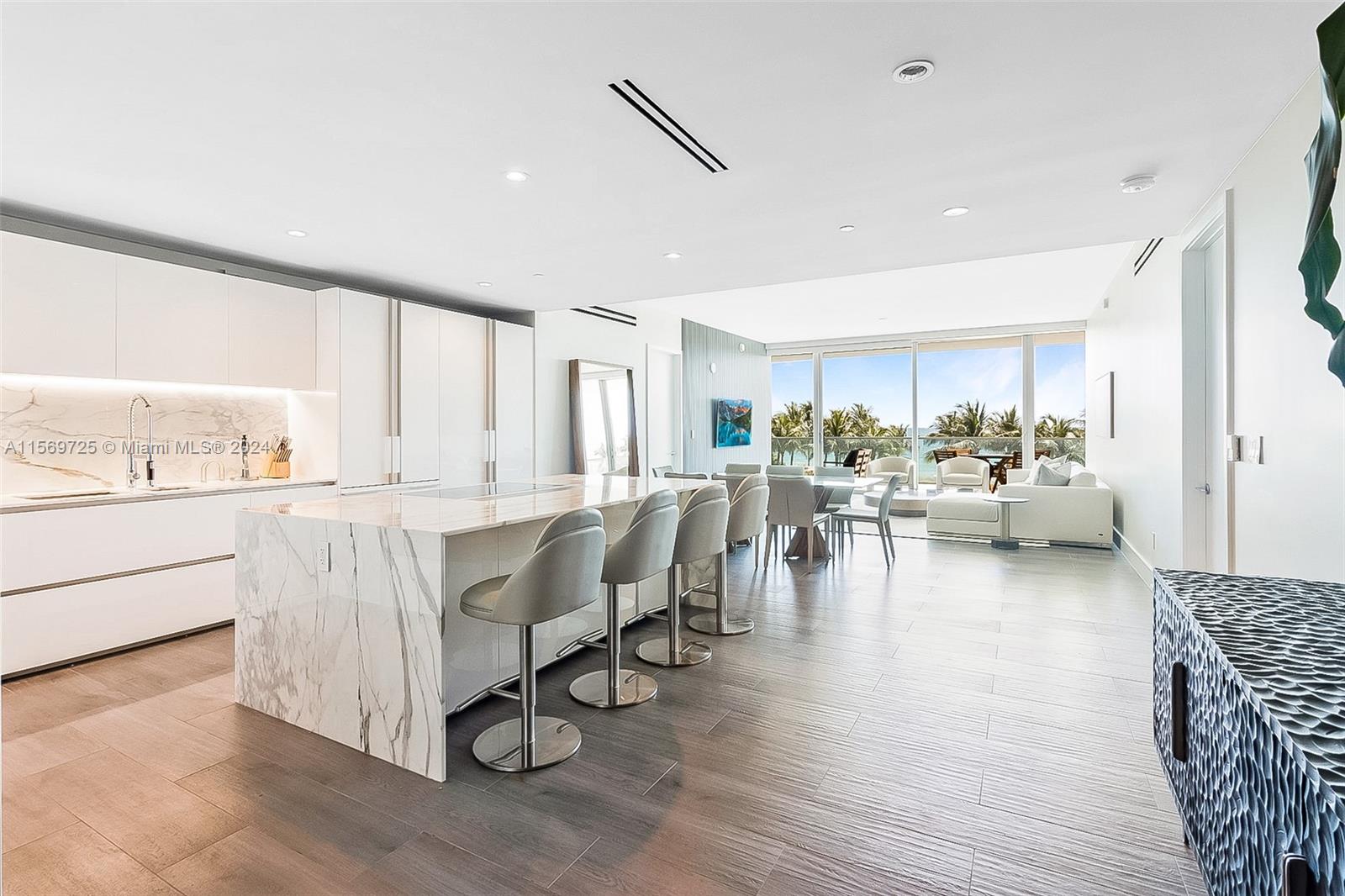10203 Collins Ave 302, Bal Harbour, Florida 33154, 3 Bedrooms Bedrooms, ,3 BathroomsBathrooms,Residential,For Sale,10203 Collins Ave 302,A11569725