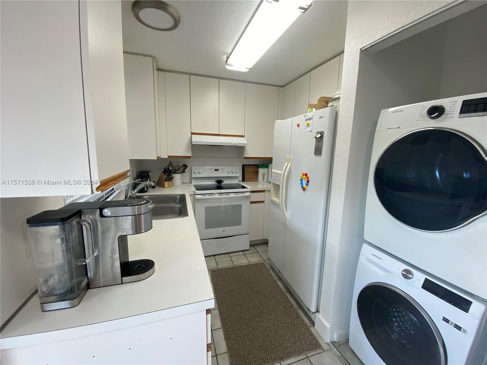 Another view of the kitchen