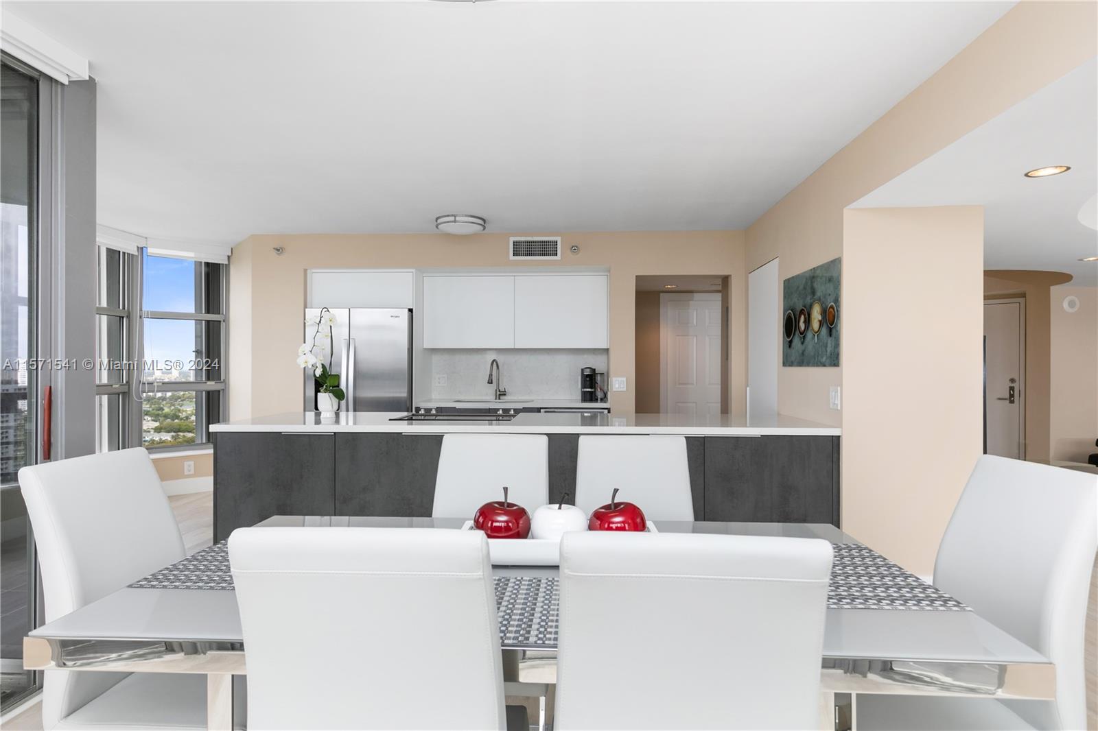 3500 Mystic Pointe Dr 2603, Aventura, Florida 33180, 2 Bedrooms Bedrooms, ,2 BathroomsBathrooms,Residentiallease,For Rent,3500 Mystic Pointe Dr 2603,A11571541