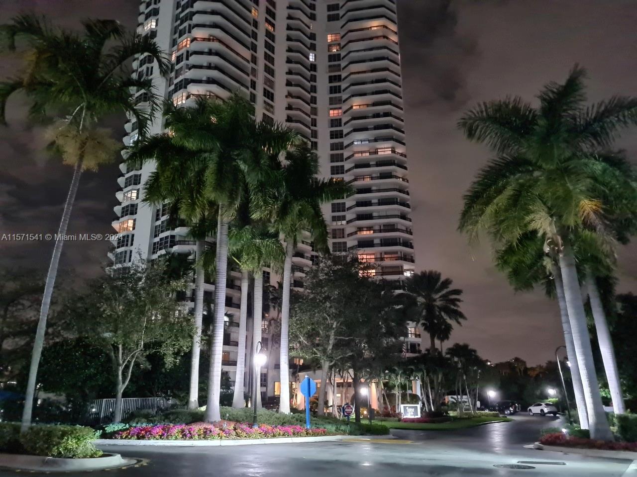 3500 Mystic Pointe Dr 2603, Aventura, Florida 33180, 2 Bedrooms Bedrooms, ,2 BathroomsBathrooms,Residentiallease,For Rent,3500 Mystic Pointe Dr 2603,A11571541