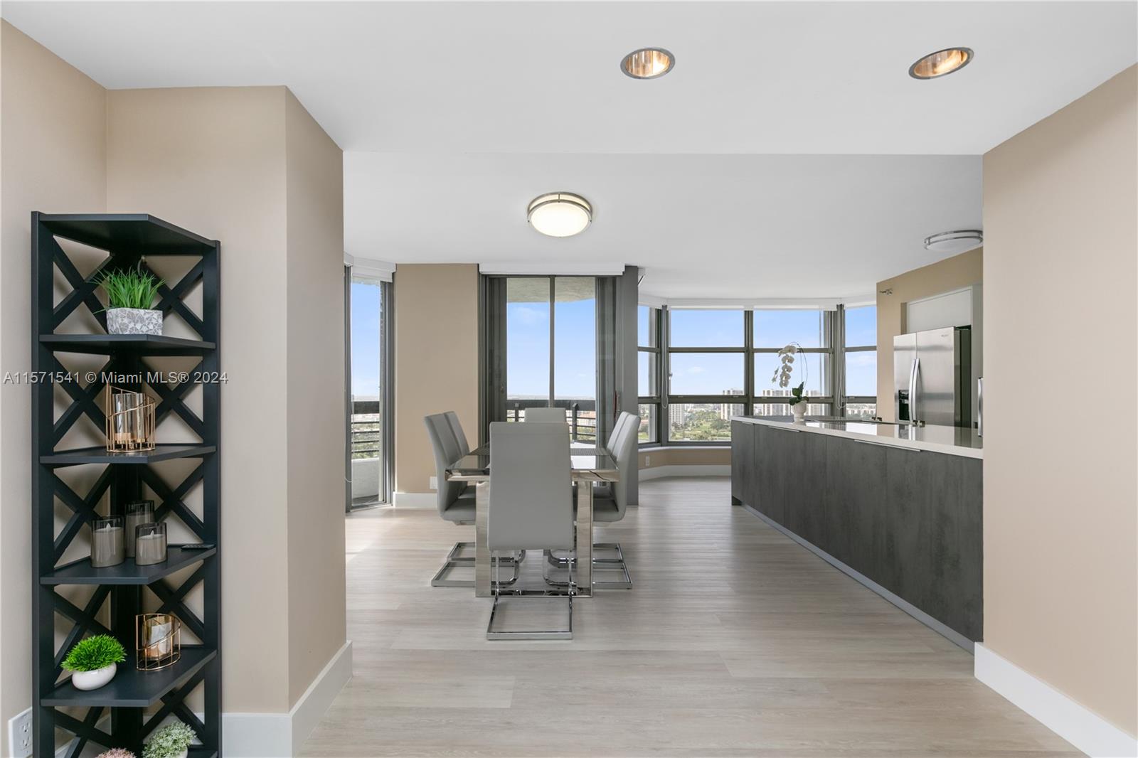 3500 Mystic Pointe Dr 2603, Aventura, Florida 33180, 2 Bedrooms Bedrooms, ,2 BathroomsBathrooms,Residentiallease,For Rent,3500 Mystic Pointe Dr 2603,A11571541