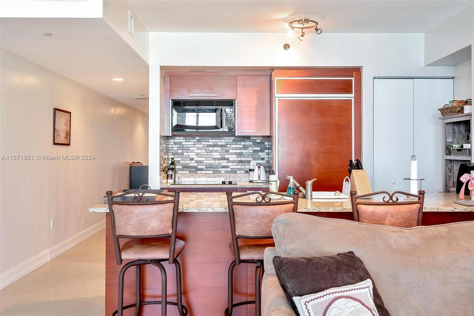 1830 S Ocean Dr 4709, Hallandale Beach, Florida 33009, 1 Bedroom Bedrooms, ,1 BathroomBathrooms,Residentiallease,For Rent,1830 S Ocean Dr 4709,A11571501