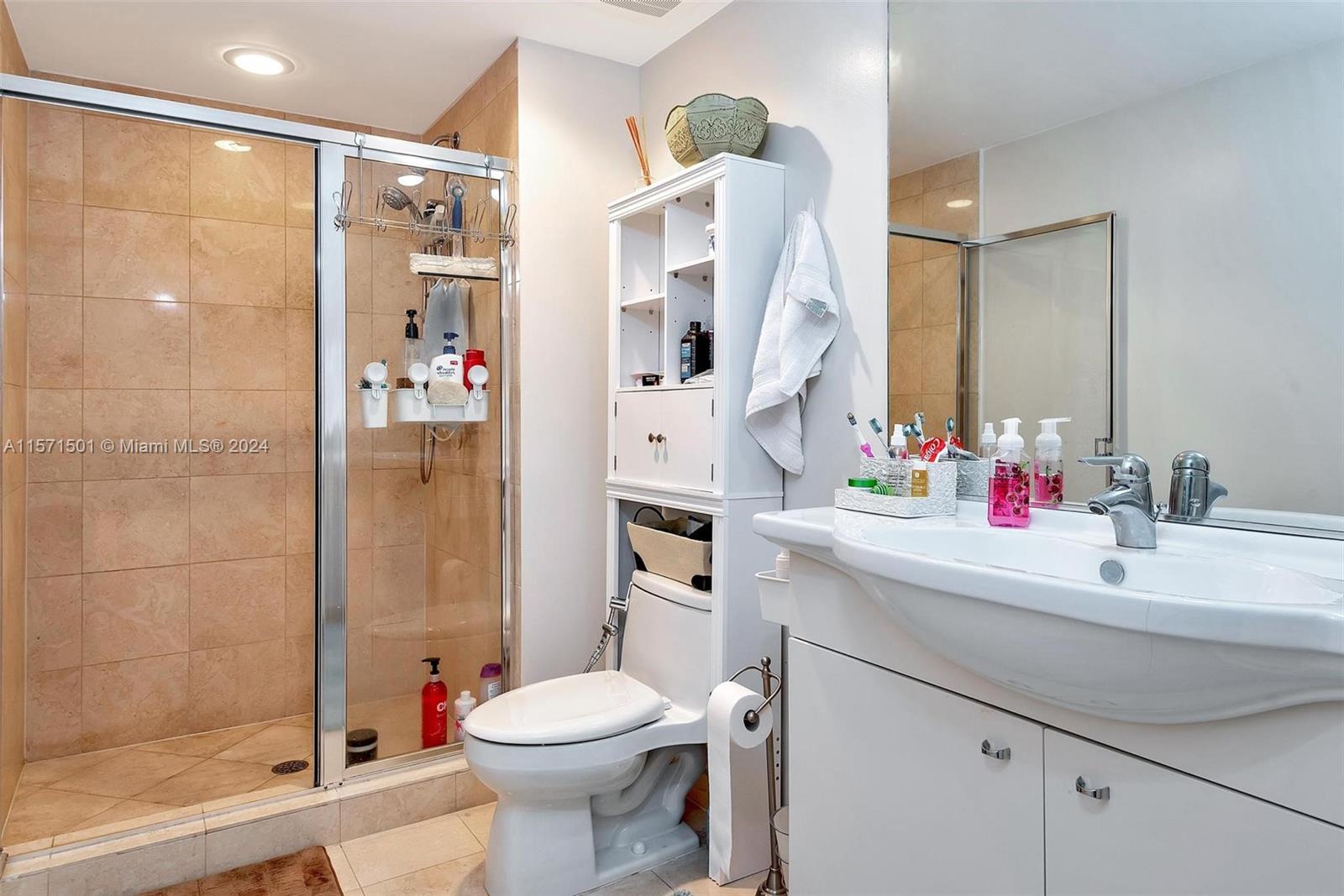 1830 S Ocean Dr 4709, Hallandale Beach, Florida 33009, 1 Bedroom Bedrooms, ,1 BathroomBathrooms,Residentiallease,For Rent,1830 S Ocean Dr 4709,A11571501